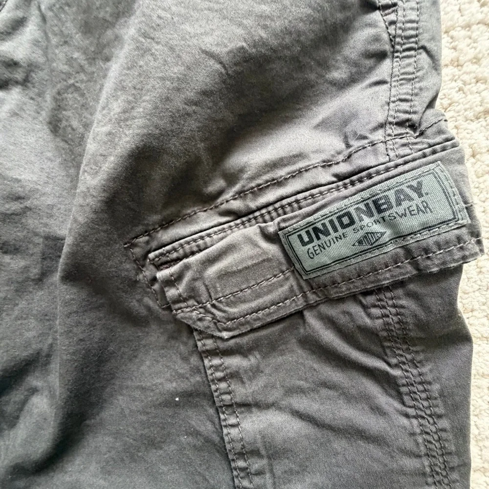 Unionbay Cargo Shorts Gray 32 Cotton Stretch Casual Outdoor Pockets Utility